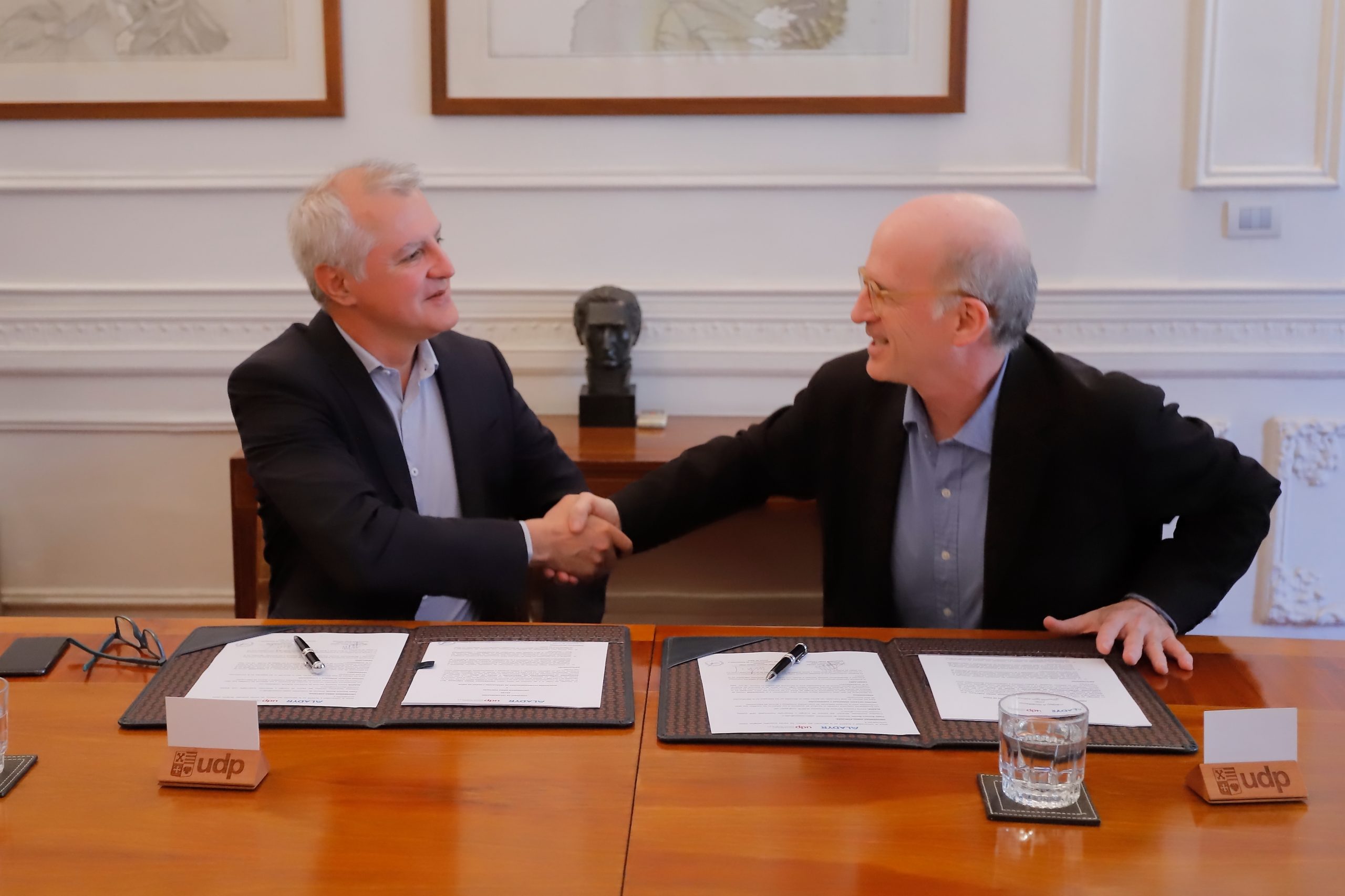 Universidad Diego Portales firma convenio con Asociación Latinoamericana de Desalación y Reúso de Agua