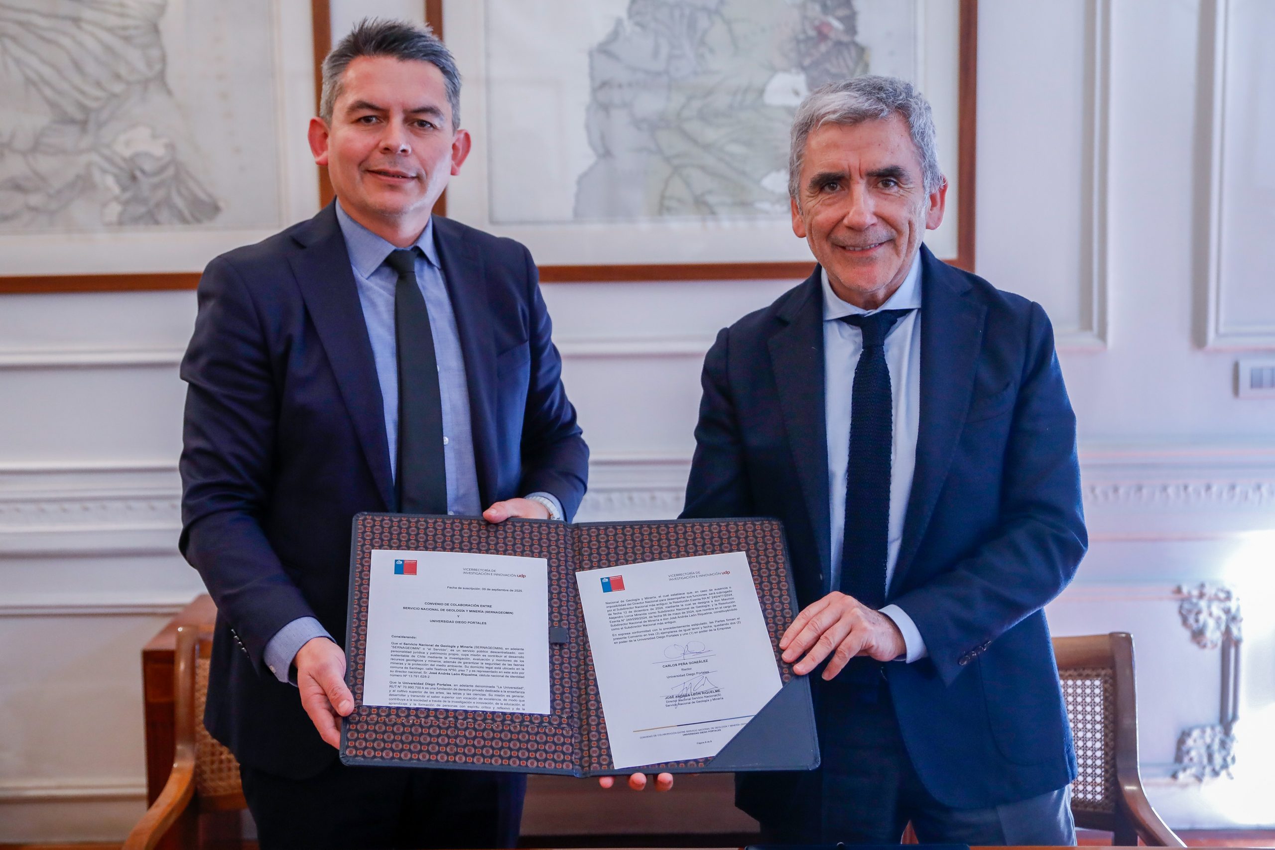 UDP firma convenio con SERNAGEOMIN para fortalecer la investigación en el área de geología y minería