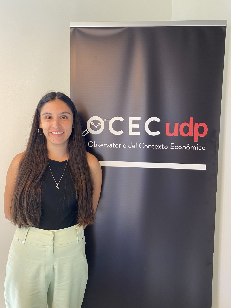 OCEC UDP: Valentina Apablaza analizó proyecciones de inversión y crecimiento económico en CNN Chile
