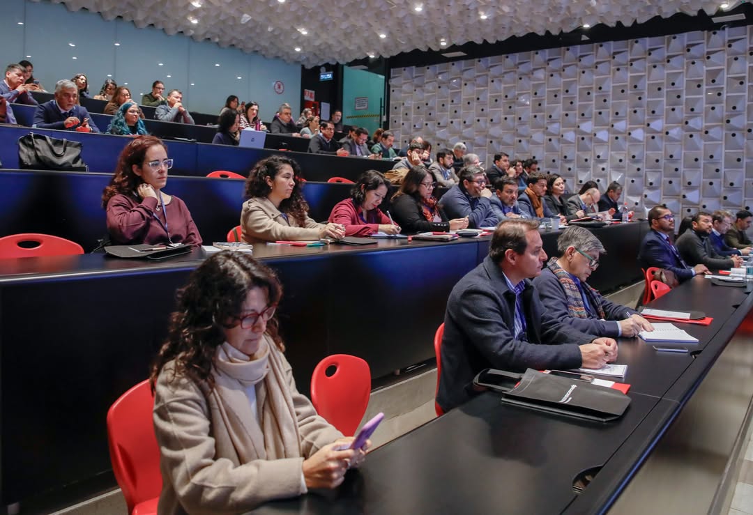 Programa Avanzado en Liderazgo Educativo UDP inició su segunda versión con directivos de SLEP del país
