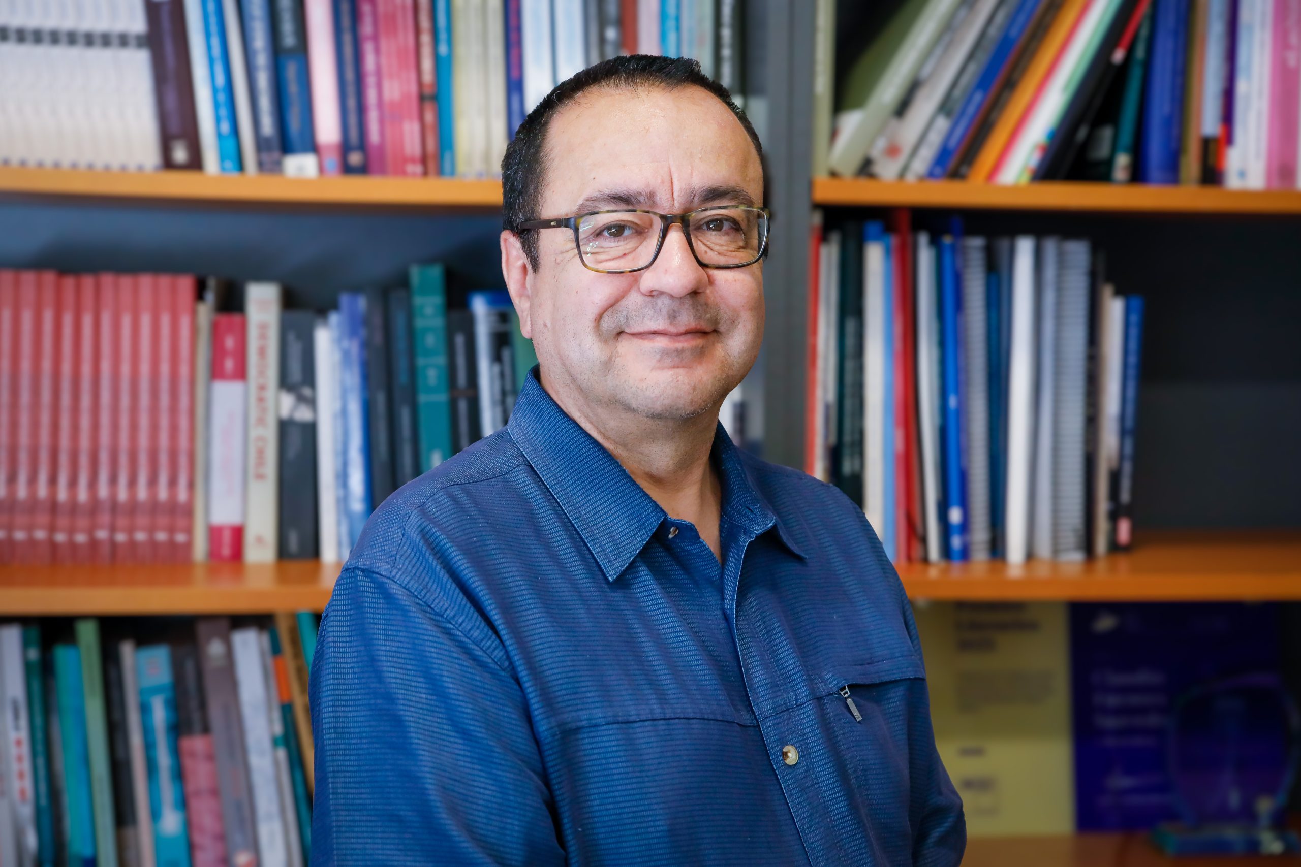 “Ni más ni menos Estado: la narrativa de la legitimidad”, columna de Claudio Fuentes