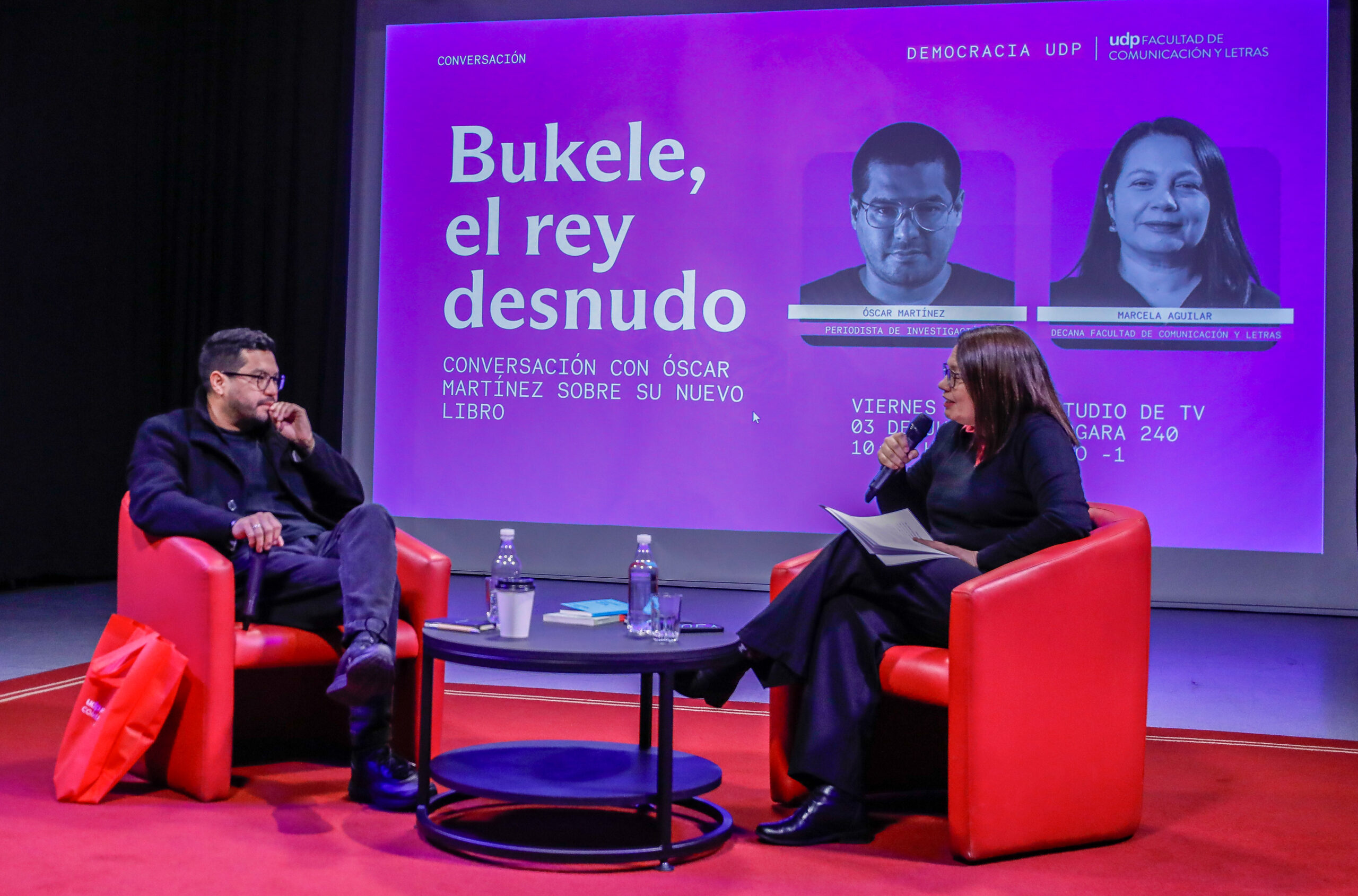 Periodismo y democracia fueron ejes de conversatorio sobre el gobierno de Bukele en El Salvador